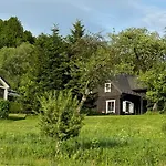 Dom W Starym Sadzie Z Basenem I Sauną - Beskid Wyspowy *